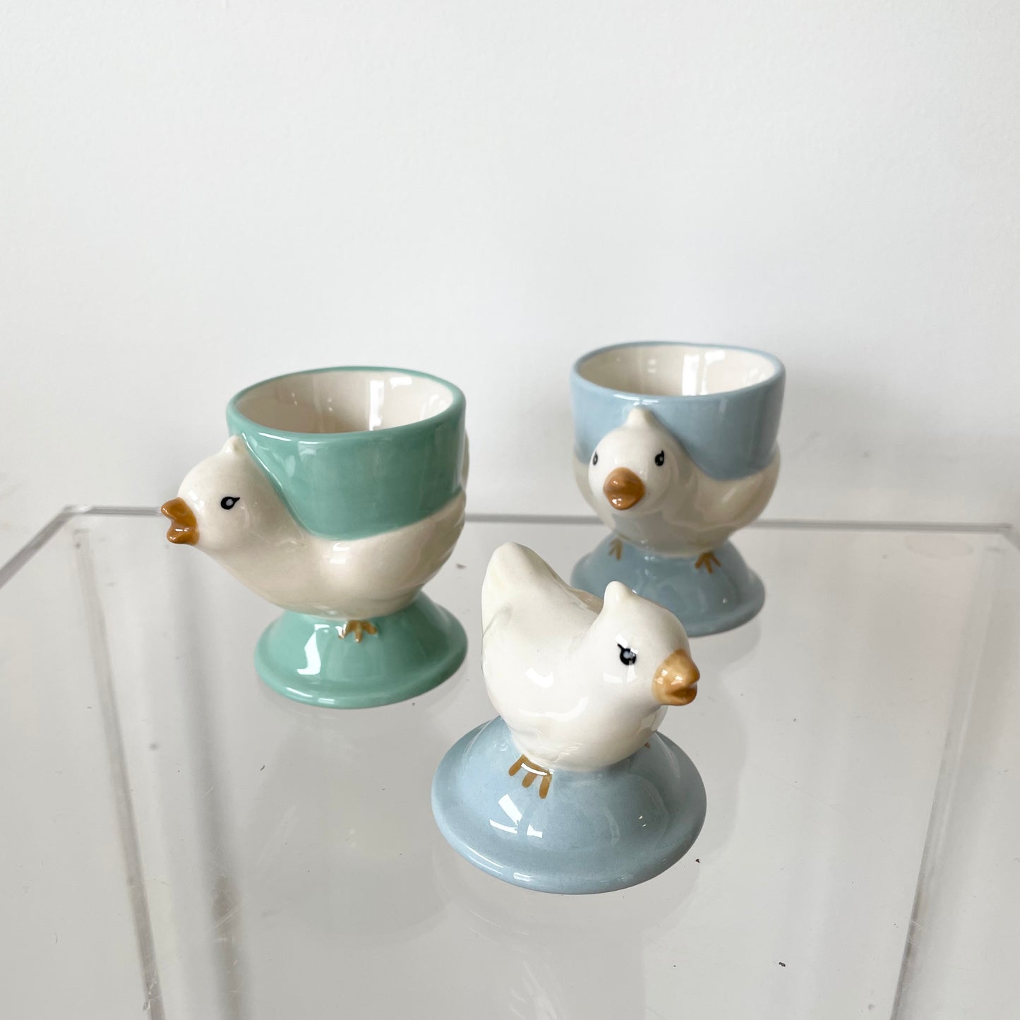 Three chicks egg holder