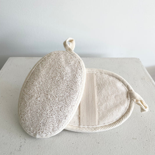 Loofah shower pad