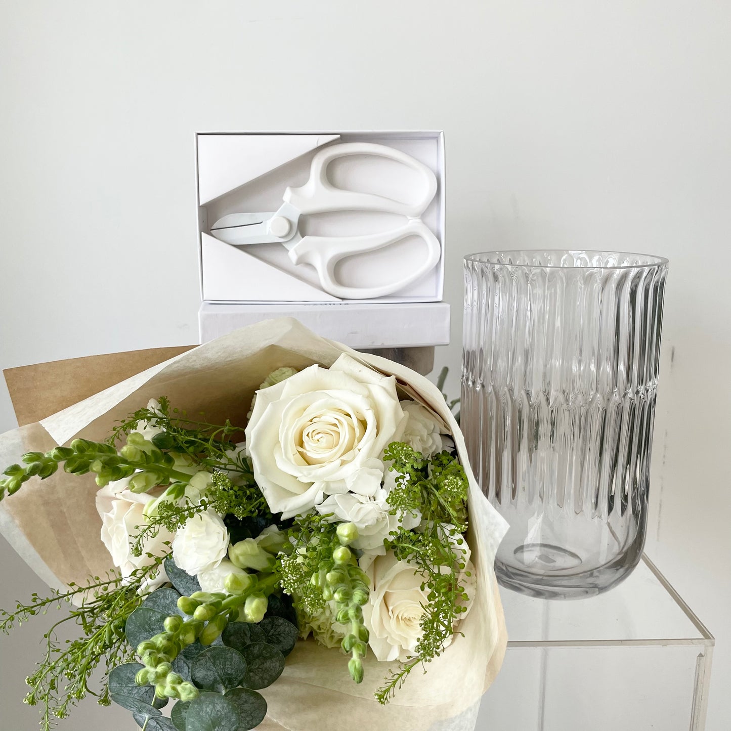 Flower Subscription with Vase and Flower Snips