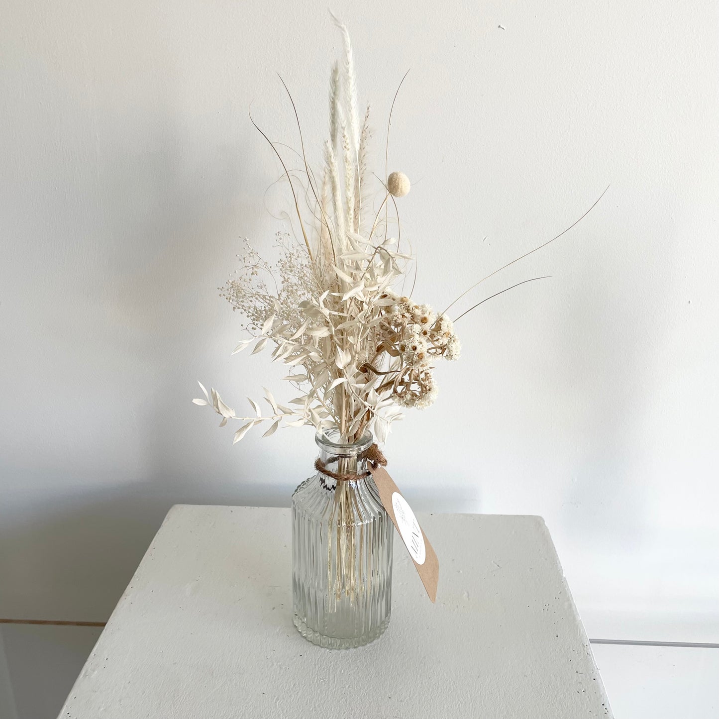 Dried flower Budvase