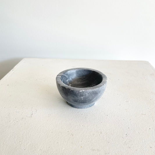 Marble pinch bowl