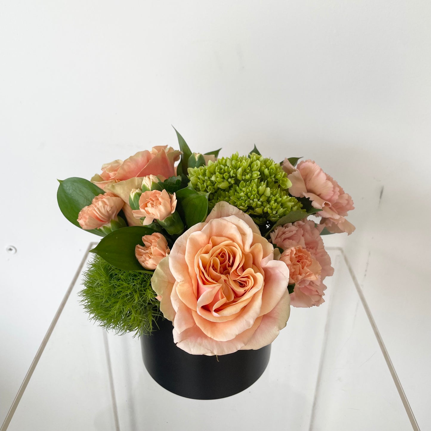 Kat Vase Arrangement