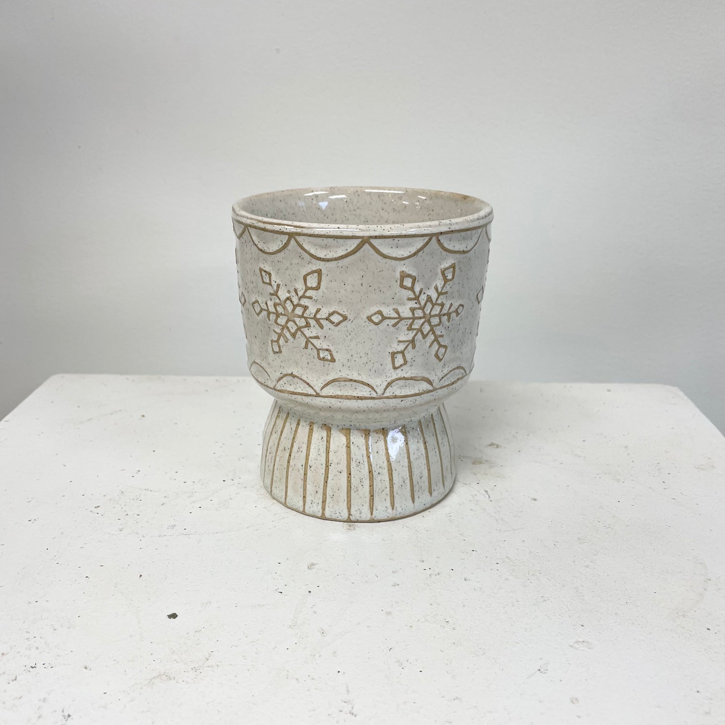 Snowflake Pot