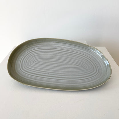 Oval serving platter