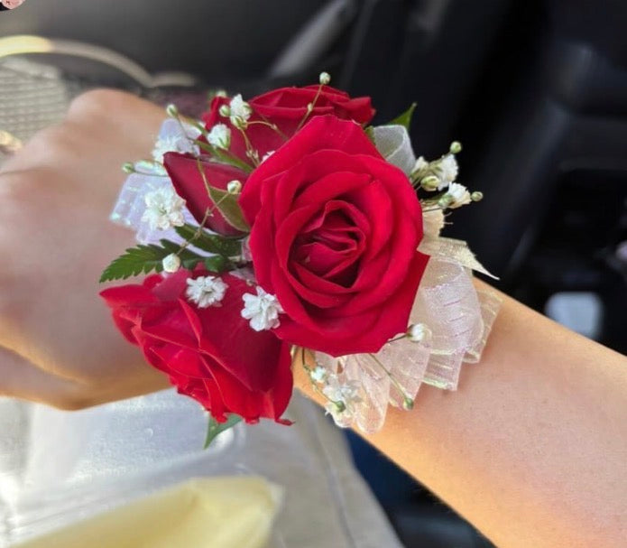 Prom and Graduation Corsage or Boutonnière